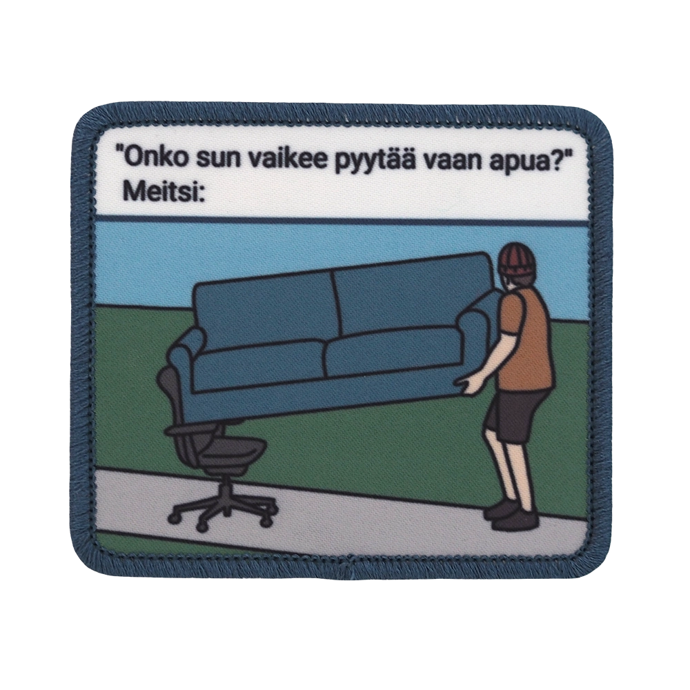 Painettu kangasmerkki, henkilö kantaa sohvaa tuolin avulla.