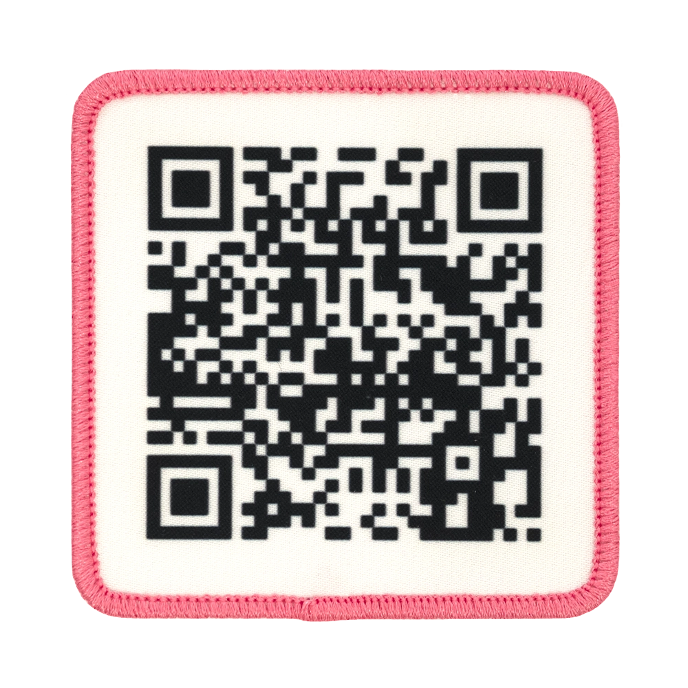 Barbie Girl QR Haalarimerkki Merkattu fi Haalarimerkkikauppa barbie-girl-qr-haalarimerkki-merkattu-fi-haalarimerkkikauppa