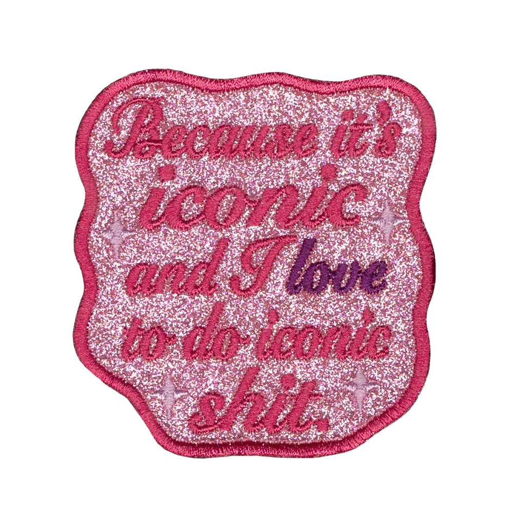 Brodeerattu glitterkangasmerkki.