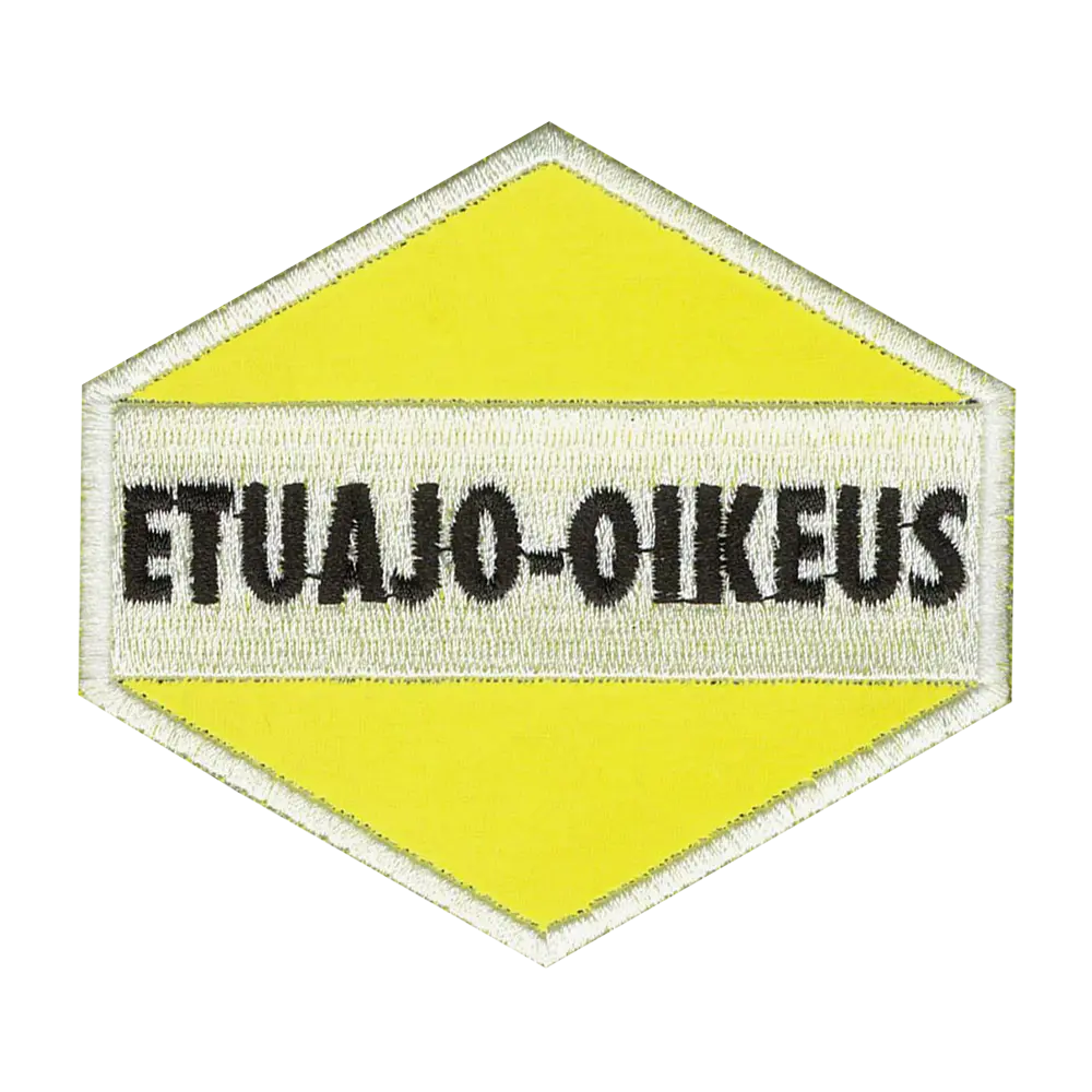 Brodeerattu heijastava kangasmerkki.