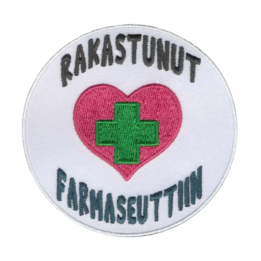 Brodeerattu kangasmerkki, teksti: Rakastunut farmaseuttiin.