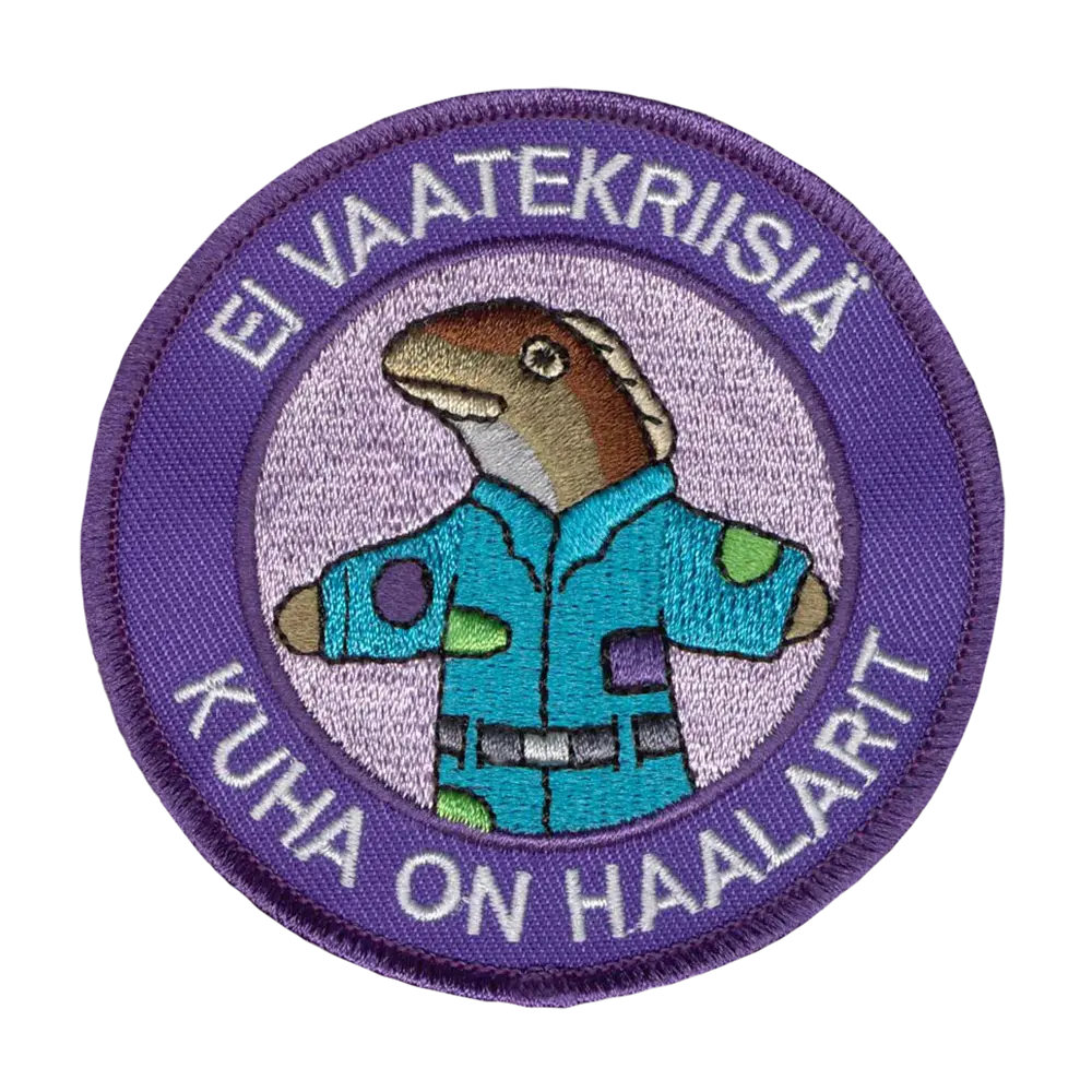 Brodeerattu kangasmerkki, kuha on haalarit.