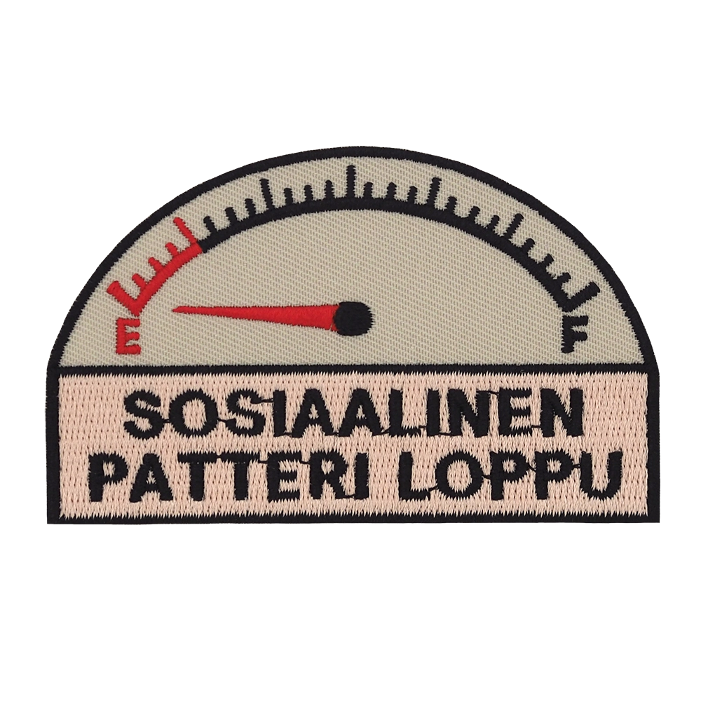 Brodeerattu haalarimerkki, teksti: Sosiaalinen patteri loppu.